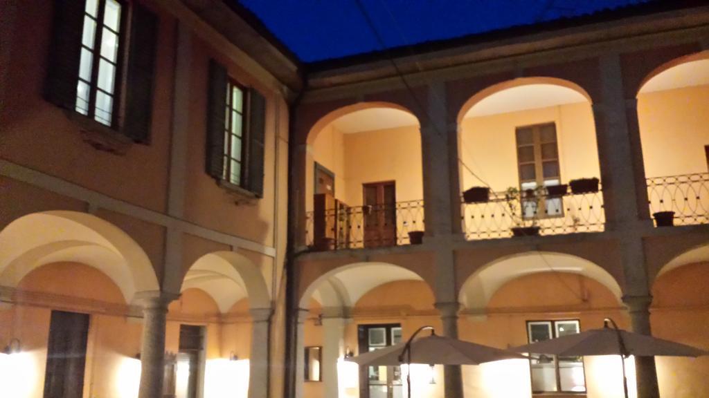 Archi E Colonne Guest house Verbania